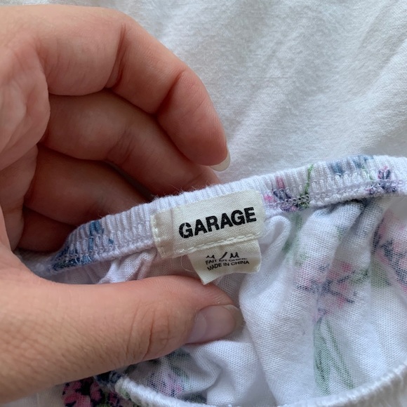 GARAGE FLOWER OFF THE SHOULDER TOP - Picture 3 of 3